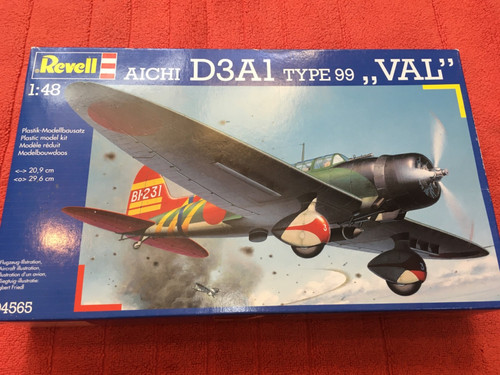 Revell 04565 aichi - ,